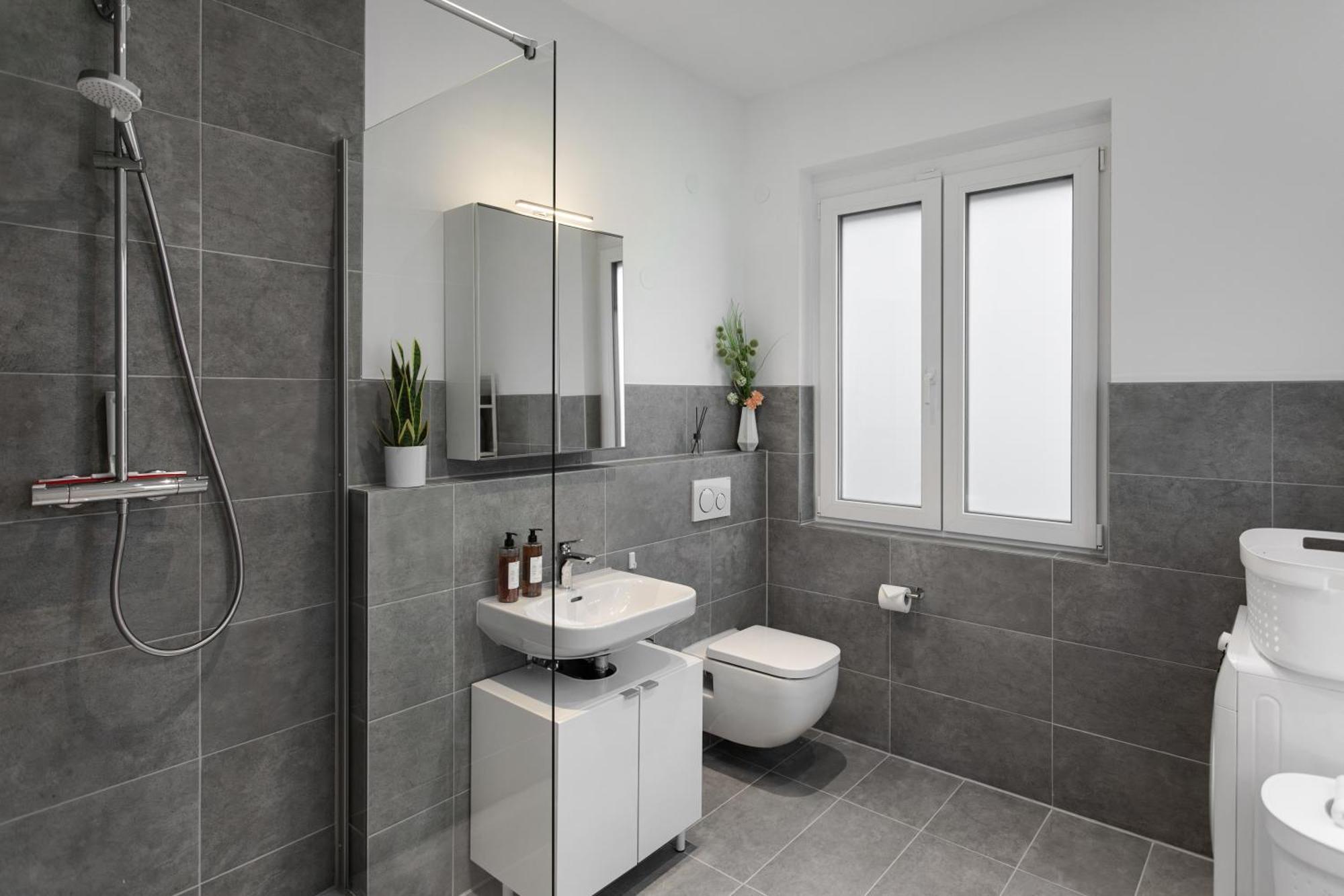 Rosenberg-Suites - Zentral, Stellplatz, Grosse Terasse, Business & Privat 하일브론 외부 사진